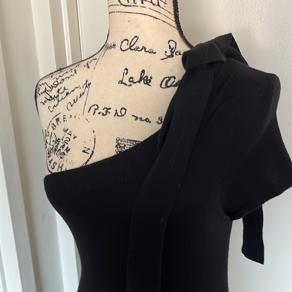 Authentic CHANEL LBD One Shoulder - Picture 3 of 8